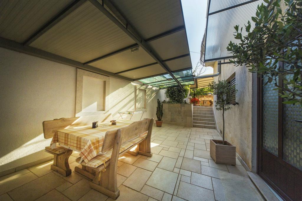 Apartments Jurisevic أوماغ المظهر الخارجي الصورة