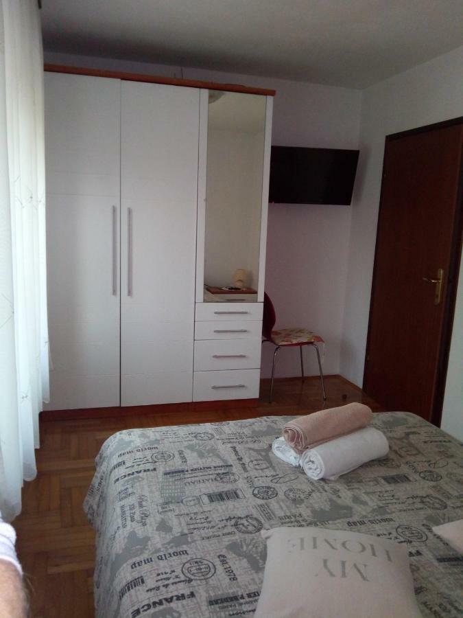 Apartments Jurisevic أوماغ المظهر الخارجي الصورة